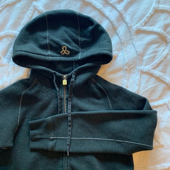 TNA (Aritzia) Hoody